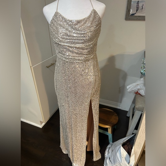 Perfect Holiday Party Dress - Picture 1 of 7